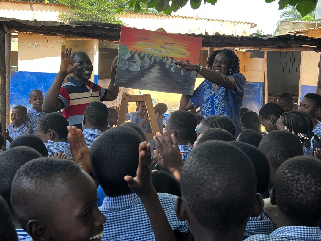 Journée internationale des arts plastiques : l’association Art Héritage et Culture a semé les graines de l’art dans le cœur des enfants à Lomé 