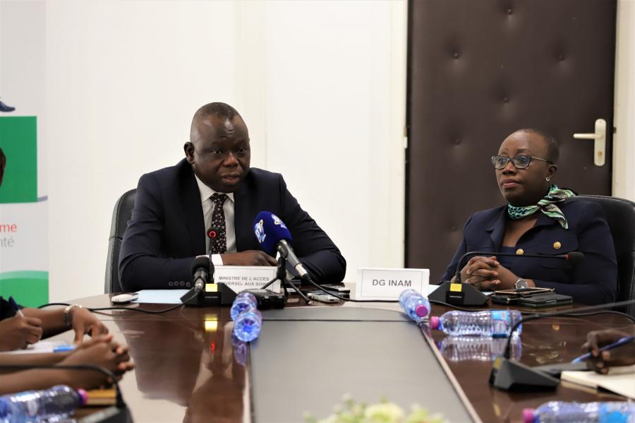 Assurance Maladie Universelle : le Ministre Ewonoulé TESSI apporte son soutien à  l'INAM