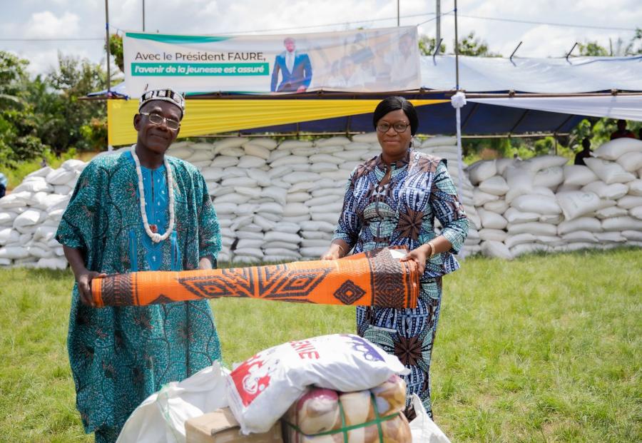 Sinistre dans les Lacs et dans le Bas - Mono: la prompte réaction de solidarité du président Faure Gnassingbé saluée par les victimes.