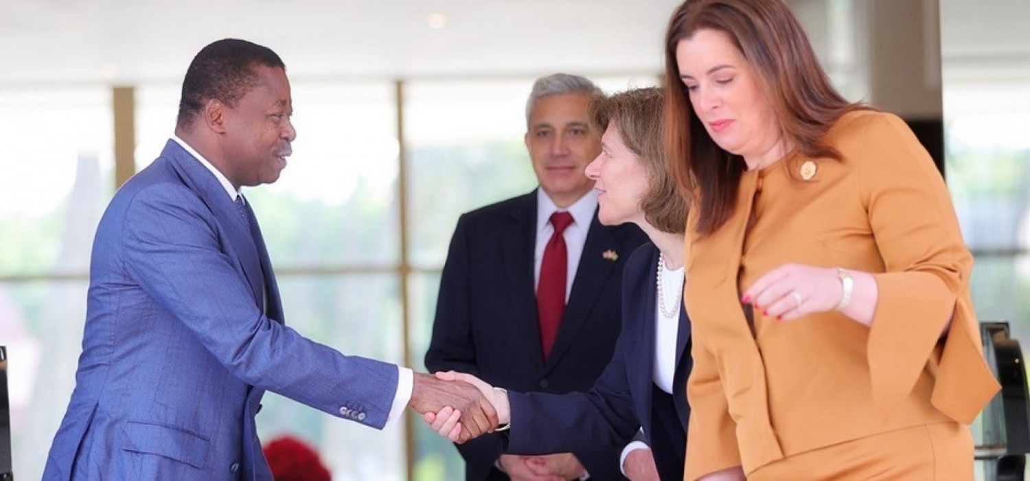 Une strat&eacute;gie am&eacute;ricaine pour lutter contre les conflits et promotion de la stabilit&eacute; au Togo et quatre autres pays d'Afrique de l'Ouest
